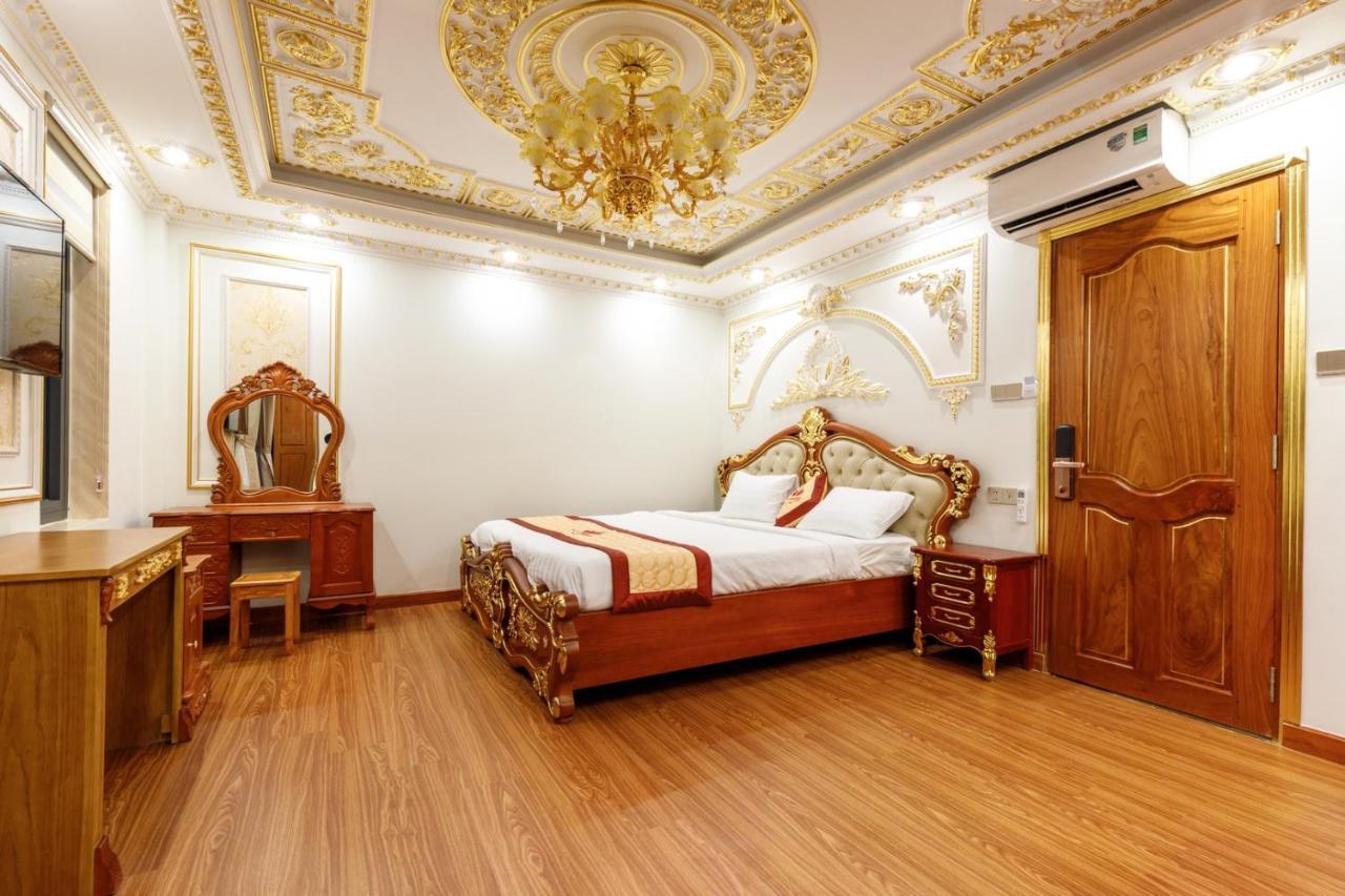 Tri Tam Hotel - Khach San Tri Tam Ben Luc Екстериор снимка